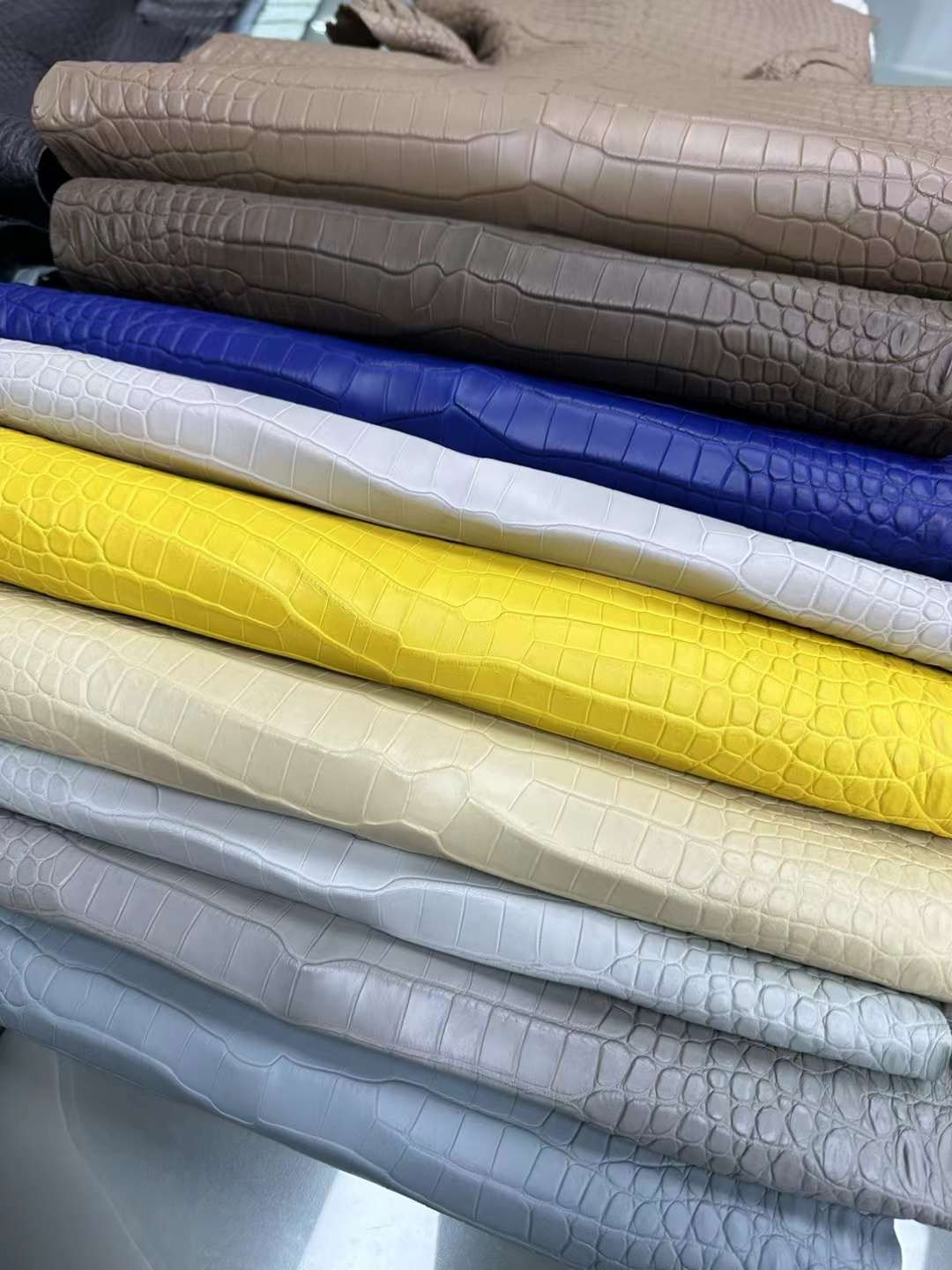 How To Tell the Difference Between Embossed Crocodile Leather & REAL, Genuine Exotic Leather Crocodile Hides