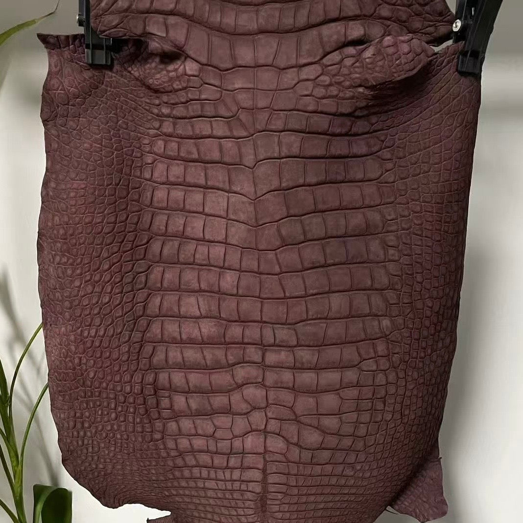 Nubuck Gators - Sunny Exotic Leathers