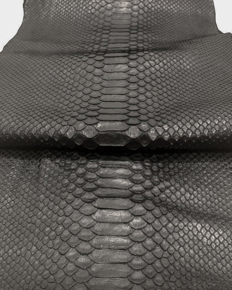 Black Finished Pythons - Sunny Exotic Leathers